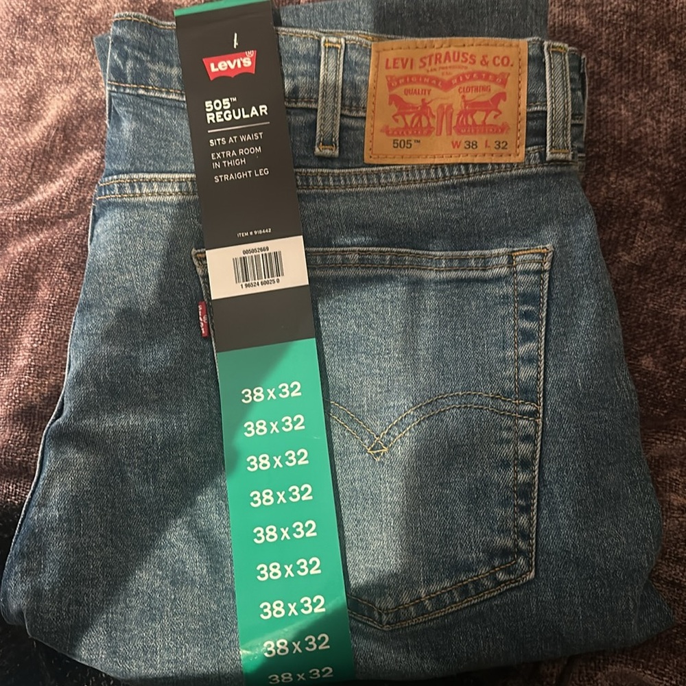 Jeans - Picture 3 of 3